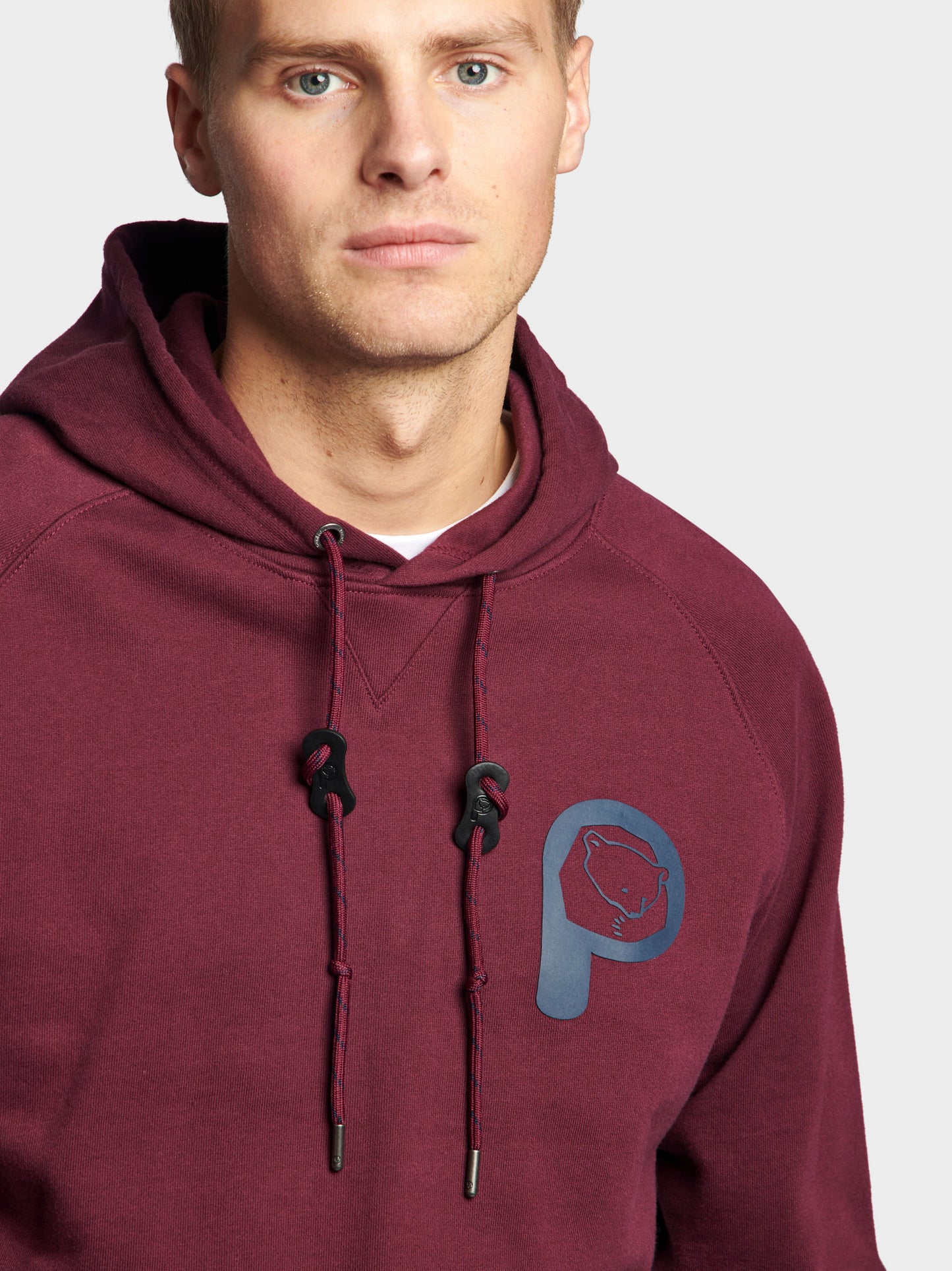 Large P Bear Chest Print Hoodie in Winetasting