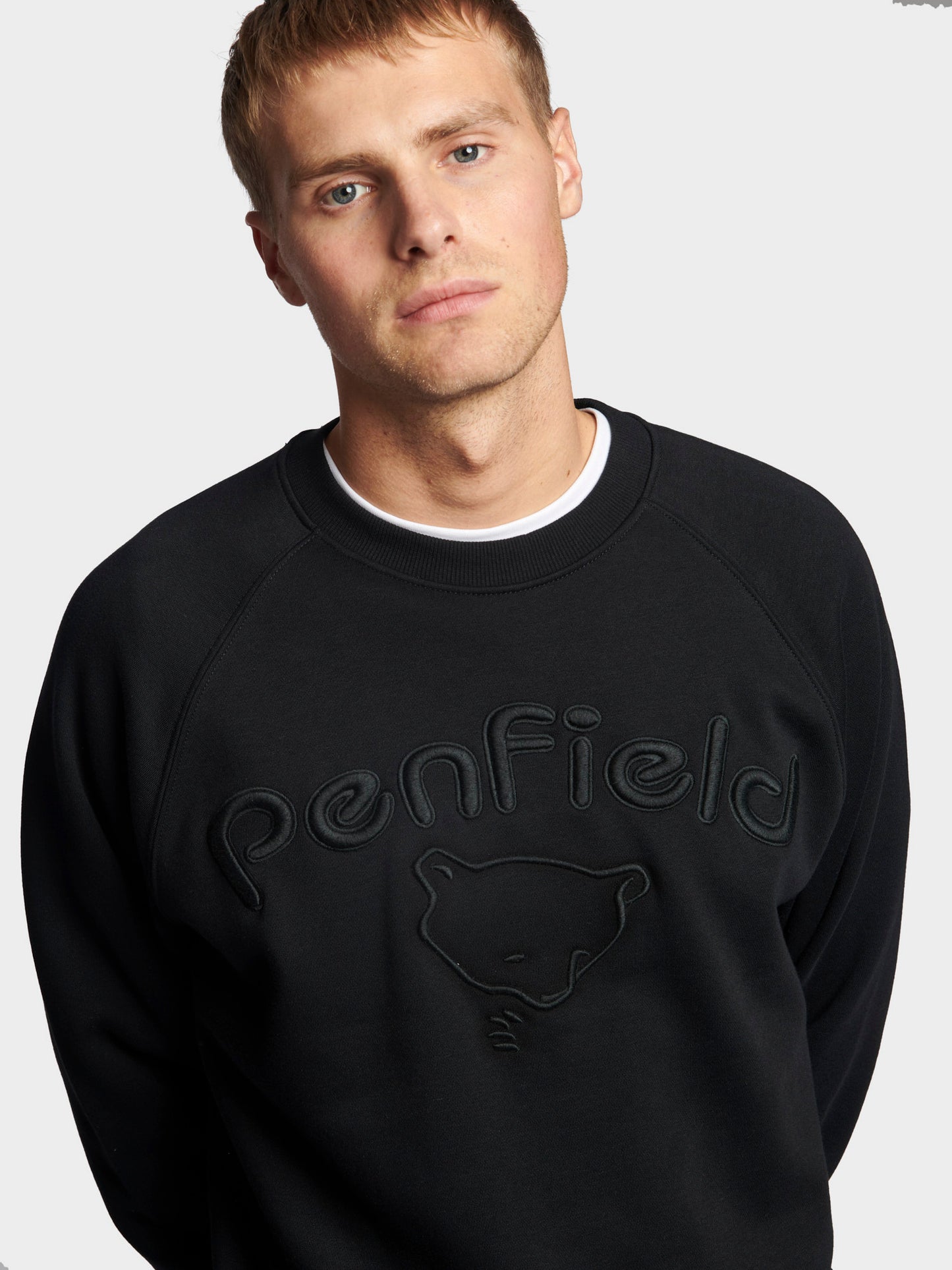 Embroidered Crew Neck Sweater in Black