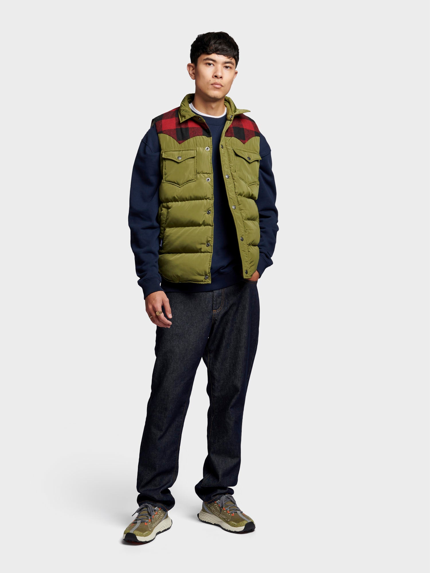 Penfield Mens Rockford Vest Capulet Olive